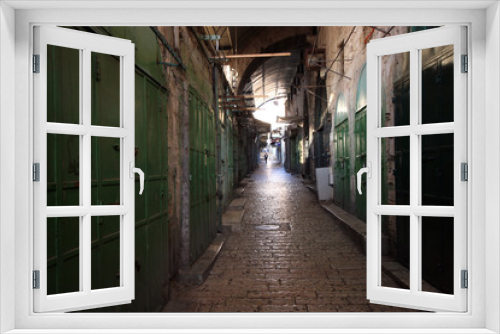 Fototapeta Naklejka Na Ścianę Okno 3D - The narrow street in the Old City of Jerusalem