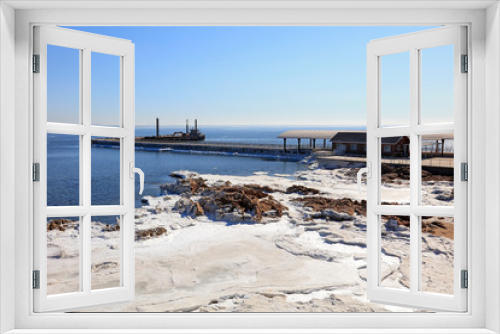 Fototapeta Naklejka Na Ścianę Okno 3D - sea ice natural scenery in winter