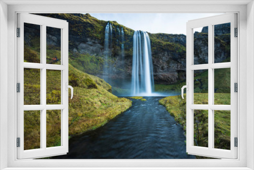 Fototapeta Naklejka Na Ścianę Okno 3D - Cascadas en Islandia