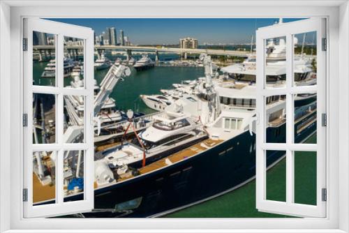 Fototapeta Naklejka Na Ścianę Okno 3D - yacht,boat,luxury,rich,wealth,above,aerial,drone,image,photo,drone photography,miami,harbor,bay,marina,florida,usa,