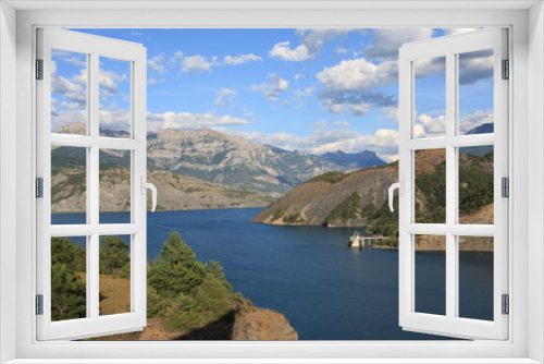Fototapeta Naklejka Na Ścianę Okno 3D - lac de serre ponçon - hautes alpes - france