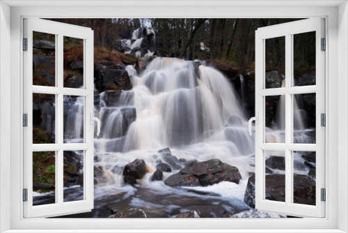 Fototapeta Naklejka Na Ścianę Okno 3D - Waterfall.