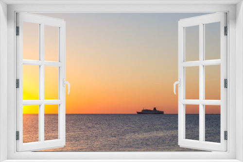 Fototapeta Naklejka Na Ścianę Okno 3D - Cruise ship sailing in the sea at sunset 