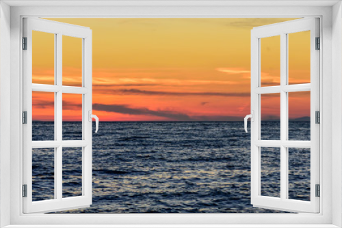 Fototapeta Naklejka Na Ścianę Okno 3D - Beautiful sunset on the sea. Dramatic sky. Panoramic background.