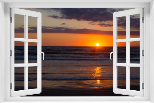 Fototapeta Naklejka Na Ścianę Okno 3D - Sunrise at the Beach in the Gulf of Mexico, Texas