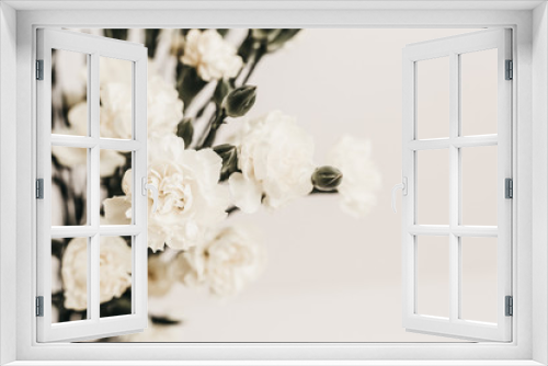 Fototapeta Naklejka Na Ścianę Okno 3D - Elegant Neutral & White Floral
