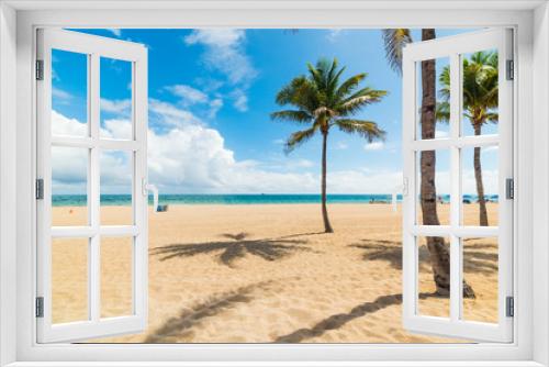 Fototapeta Naklejka Na Ścianę Okno 3D - Palm trees and white sand in Fort Lauderdale shore