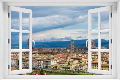 Panaromic view of Florence with Palazzo Vecchio and Duomo viewed from Piazzale Michelangelo (Michelangelo Square)