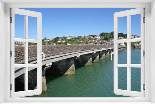 Fototapeta Naklejka Na Ścianę Okno 3D - bridge over River Torridge