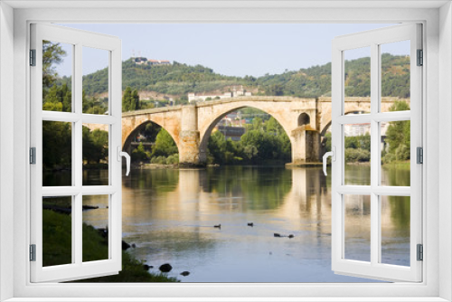 Fototapeta Naklejka Na Ścianę Okno 3D - puente romano, orense, galicia, españa