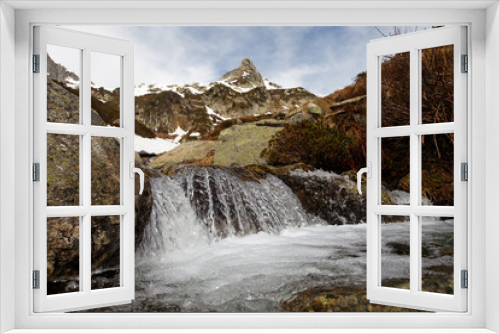 Fototapeta Naklejka Na Ścianę Okno 3D - Schmelzwasser in den Alpen