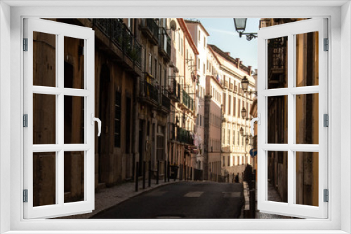 Fototapeta Naklejka Na Ścianę Okno 3D - Rua lisboa portugal