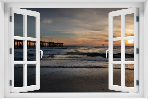 Fototapeta Naklejka Na Ścianę Okno 3D - Sunset at Santa Monica Pier