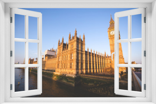 Fototapeta Naklejka Na Ścianę Okno 3D - big ben and houses of parliament in london