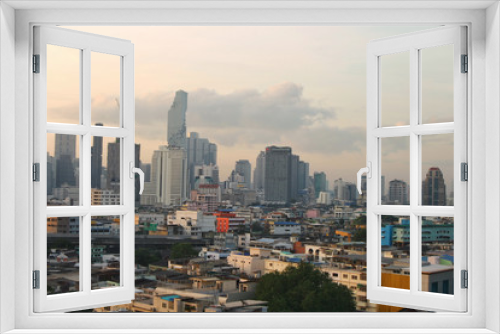 Fototapeta Naklejka Na Ścianę Okno 3D - Landscape,cityscape Hua lamphong bangkok Thailand at sunrise morning time