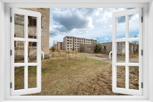 Fototapeta Naklejka Na Ścianę Okno 3D - abandoned military buildings in city of Skrunda in Latvia