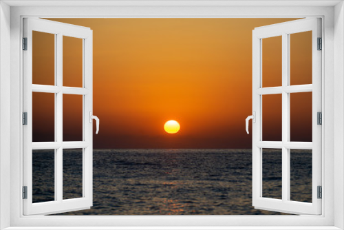 Fototapeta Naklejka Na Ścianę Okno 3D - Early summer morning bright sky Beach in Crete