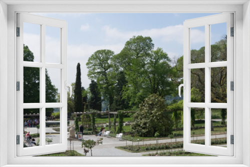 Fototapeta Naklejka Na Ścianę Okno 3D - Im Schlosspark auf der Insel Mainau