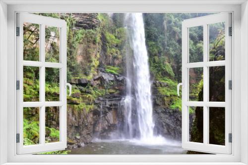 Fototapeta Naklejka Na Ścianę Okno 3D - Lone creek waterfall,Mpumalanga,South Africa
