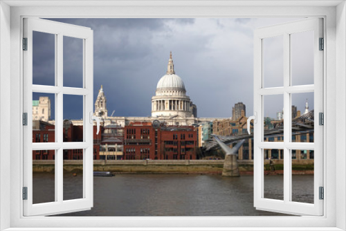 Fototapeta Naklejka Na Ścianę Okno 3D - Photo from famous Saint Paul Cathedral after a storm, London, United Kingdom