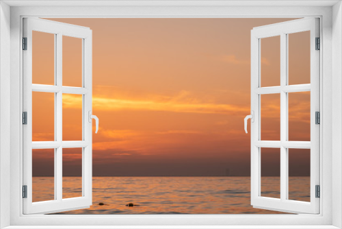 Fototapeta Naklejka Na Ścianę Okno 3D - View of Sunset at Beach