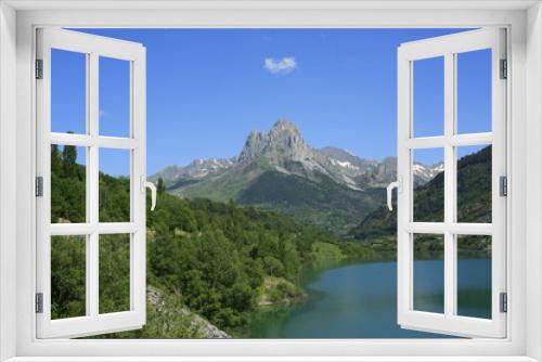 Fototapeta Naklejka Na Ścianę Okno 3D - Foratata y Embalse de Lanuza, Pirineos