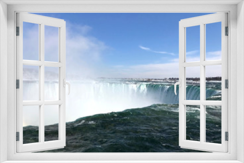 Fototapeta Naklejka Na Ścianę Okno 3D - green waterfall at Niagara cascades in winter season, Canada