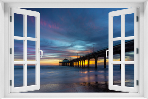 Fototapeta Naklejka Na Ścianę Okno 3D - Stunning Sunset at Manhattan Beach Pier