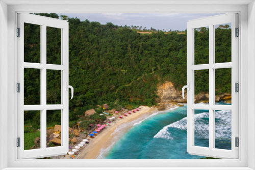 Fototapeta Naklejka Na Ścianę Okno 3D - 2018_1_19 Nusa Penisa, BALI. Aerial or Top view of colorful Atuh beach. Turquoise water, white sand beach, warm sunlight, sun loungers and parasols. Tourist popular destination/attraction in Indonesia