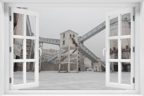 Fototapeta Naklejka Na Ścianę Okno 3D - abandoned coal mine building in china
