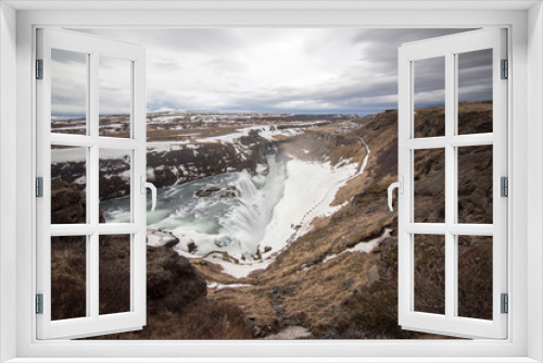 Fototapeta Naklejka Na Ścianę Okno 3D - Amazing Icelandic winter landscape of majestic waterfall of frozen Gullfoss