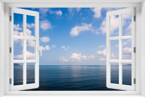 Fototapeta Naklejka Na Ścianę Okno 3D - Sea on blue sky with cloud background