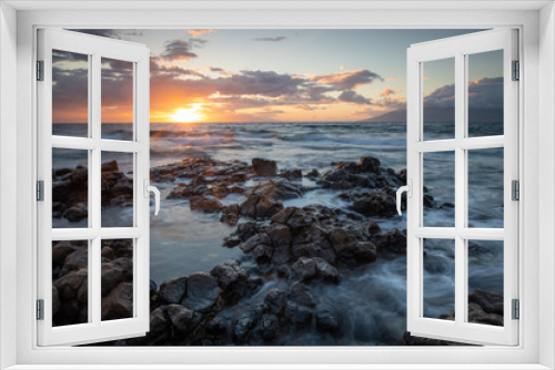Fototapeta Naklejka Na Ścianę Okno 3D - Maui Sunset beach cove 