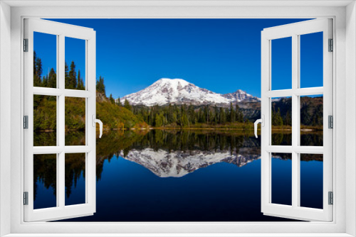 Fototapeta Naklejka Na Ścianę Okno 3D - Mount Rainier from Bench Lake