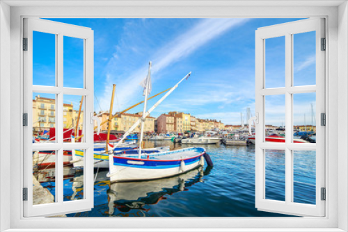 Fototapeta Naklejka Na Ścianę Okno 3D - Boats and luxury yachts in por of Saint Tropez, France