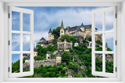 Fototapeta Naklejka Na Ścianę Okno 3D - View on Castle Hochosterwitz in Carinthia, Austria