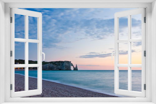 Fototapeta Naklejka Na Ścianę Okno 3D - Küste von Etretat (Étretat), Frankreich