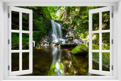 Fototapeta Naklejka Na Ścianę Okno 3D - Clough House Wood Waterfall, Slaithwaite