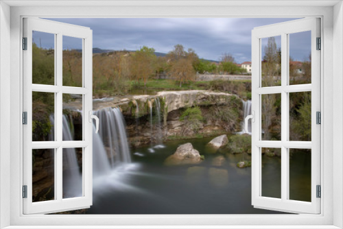 Fototapeta Naklejka Na Ścianę Okno 3D - waterfall in park - pedrosa de tobalina