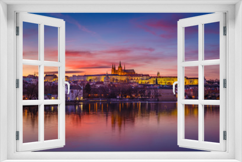Fototapeta Naklejka Na Ścianę Okno 3D - Prague Castle in Prague, Czech Republic during beautiful colorful dawn sunset clouds