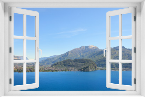 Fototapeta Naklejka Na Ścianę Okno 3D - Monte Brione view in Riva del Garda