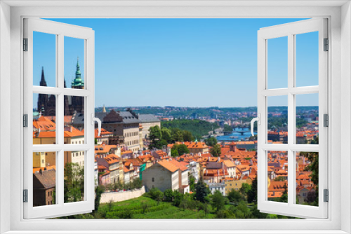 Fototapeta Naklejka Na Ścianę Okno 3D - Blick auf Prag mit dem Dom und der Moldau
