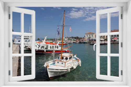 Fototapeta Naklejka Na Ścianę Okno 3D - Spetses Island, Greece