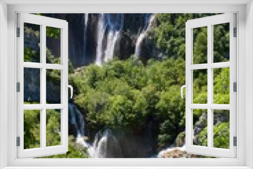 Fototapeta Naklejka Na Ścianę Okno 3D - The waterfall