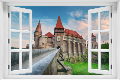 Fototapeta Naklejka Na Ścianę Okno 3D - Picturesque view of the medieval Corvin or Hunyad castle
