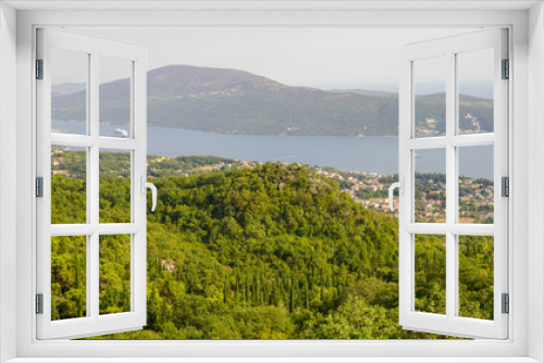 Fototapeta Naklejka Na Ścianę Okno 3D - Wunderschöne Blick auf die Bucht von Kotor am Adriatischen Meer, Montenegro
