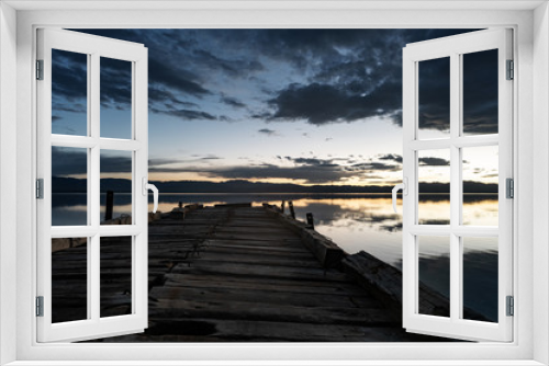 Fototapeta Naklejka Na Ścianę Okno 3D - Sunrise view of chaka salt lake