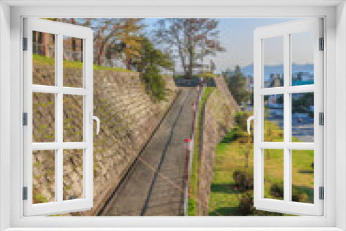 Fototapeta Naklejka Na Ścianę Okno 3D - 春の盛岡城の風景