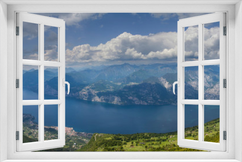 Fototapeta Naklejka Na Ścianę Okno 3D - View of Garda Lake from the top of Monte Baldo