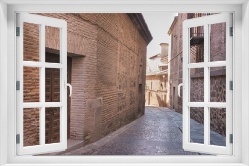 Fototapeta Naklejka Na Ścianę Okno 3D - Arquitectura de las calles de Toledo España